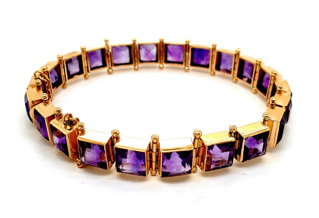 15ct Yellow Rose Tinge Gold set with Amethyst 22x 1.60ct  Medium Purple in Colour (22509) 