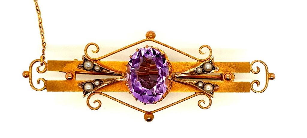 9ct Yellow Gold Amethyst 4ct and Seed Pearl Brooch (11464)