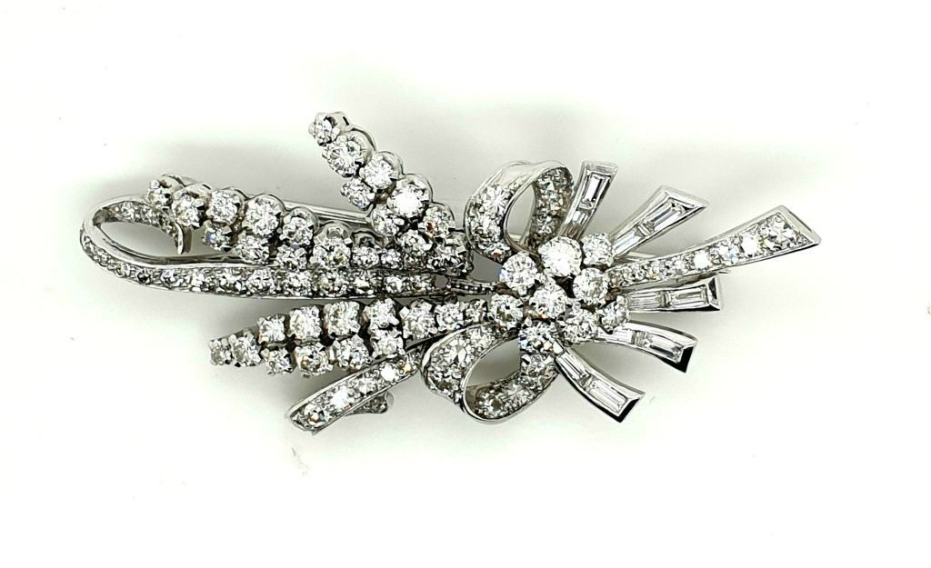 18ct White Gold and Platinum Diamond Brooch 4.52CT G VS (12306)