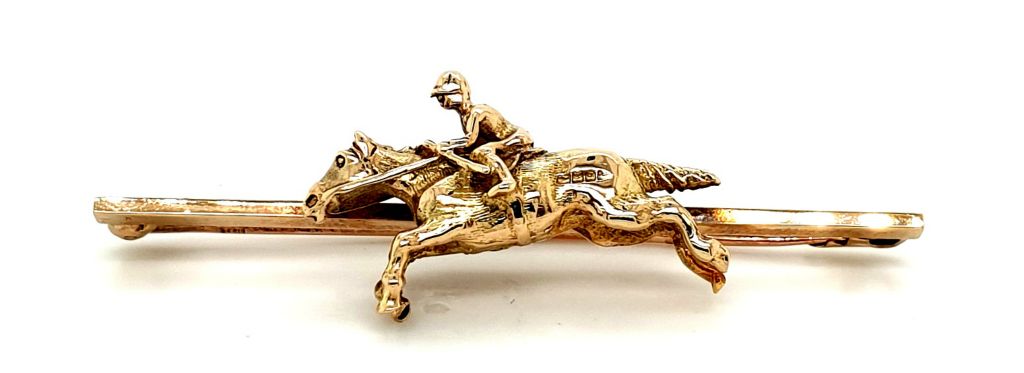 Heavy 9ct Yellow Gold Horse and Rider Brooch Hallmarked Birmingham 1959 (17564)