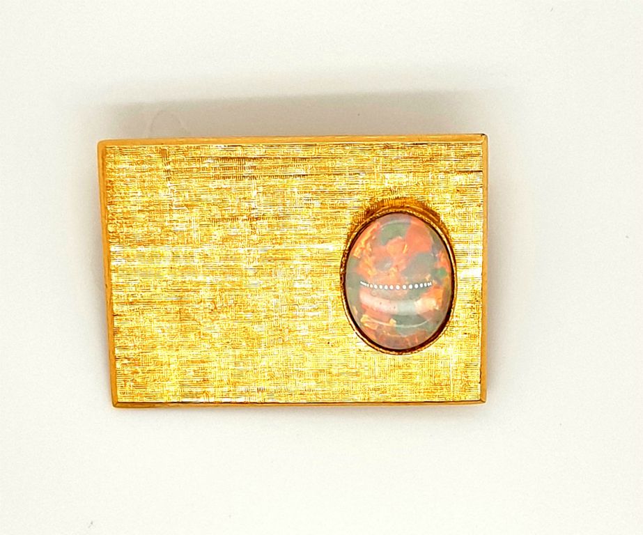 18ct Yellow Gold Solid Opal 2.80ct (11.5x8.85mm) Brooch (23x33mm) (21668)