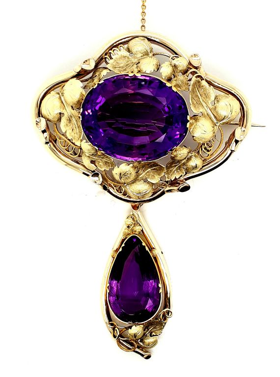 9ct Yellow Gold Amethyst(555ct and 12ct approx) Brooch (Brooch Size 80x52mm) (22356) 