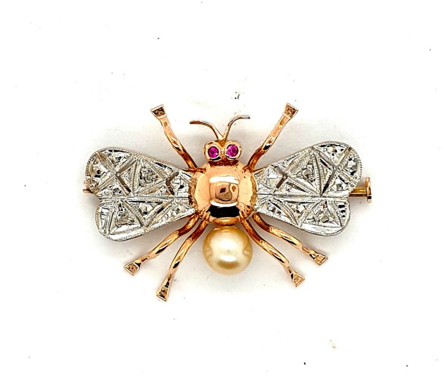 18ct Yellow Gold Diamond Ruby Pearl Bee Brooch 32x22mm (22461)