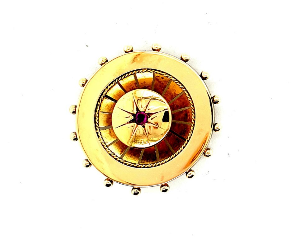 15ct Yellow Gold Ruby (0.10ct) Target Brooch (30mm diameter) (5086)