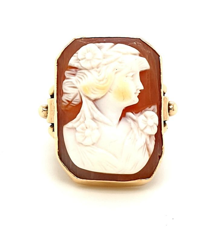 14ct Yellow Gold Large Cameo 24x18mm Ring (15052)