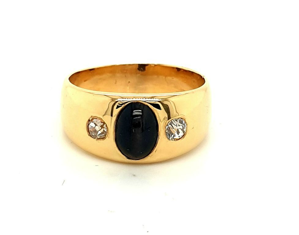 18ct Yellow Gold Cat's Eye and Diamond = 2x 0.15ct GH SI (17046