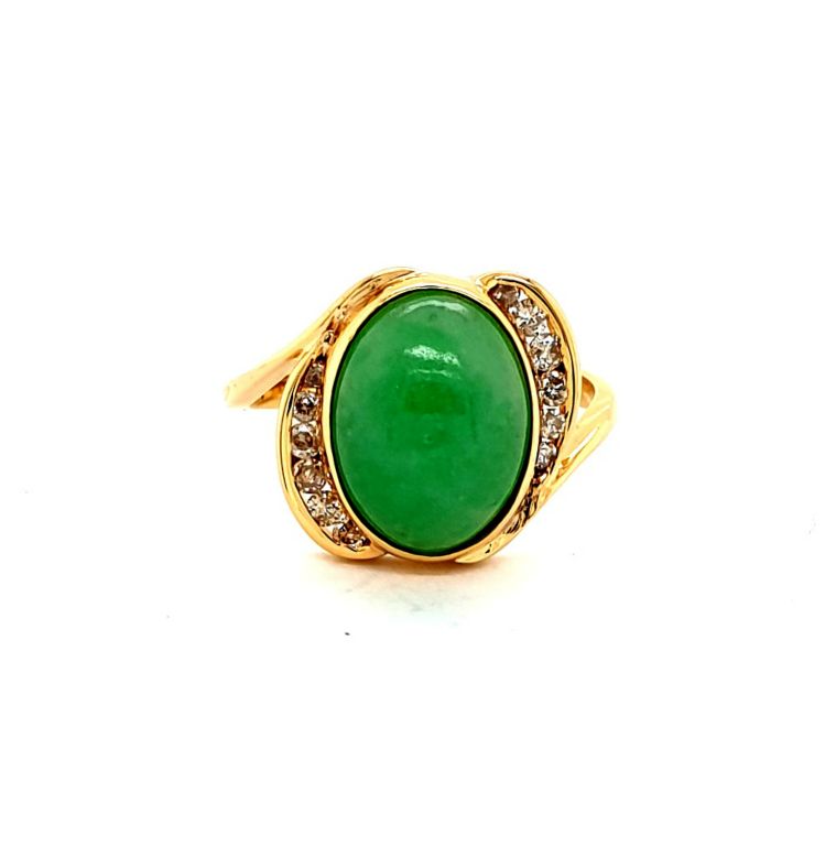 14ct Yellow Gold Jade (11x8mm) Diamond (0.21ct tot GH SI-P1) Ring (21159)