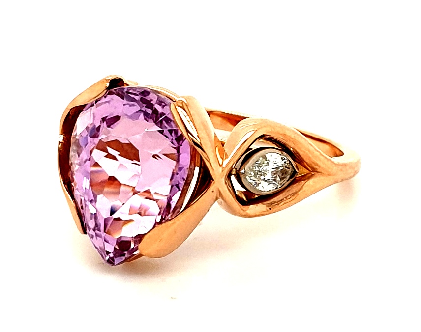 18ct Rose Gold Pink Kunzite 8.95ct and Diamond 0.46ct G SI Ring by Dale Humphries (21307)