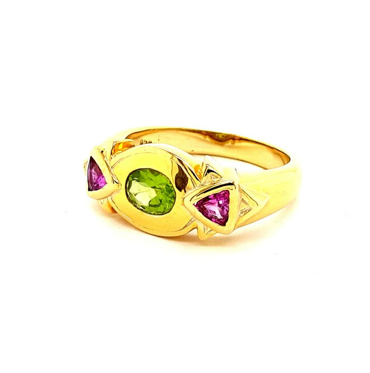 18ct Yellow Gold Pink Tourmaline (2x 0.40ct) and Peridot (0.95ct) Ring (21520)