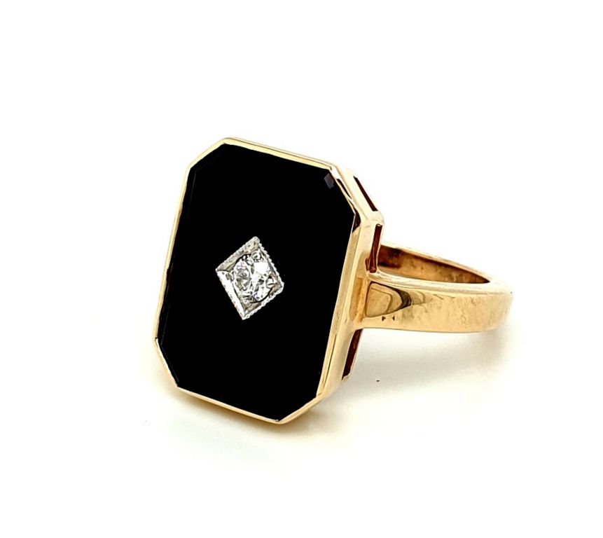9ct Yellow Gold Onyx 16x13mm and Diamond 0.10ct F-G SI (22263)