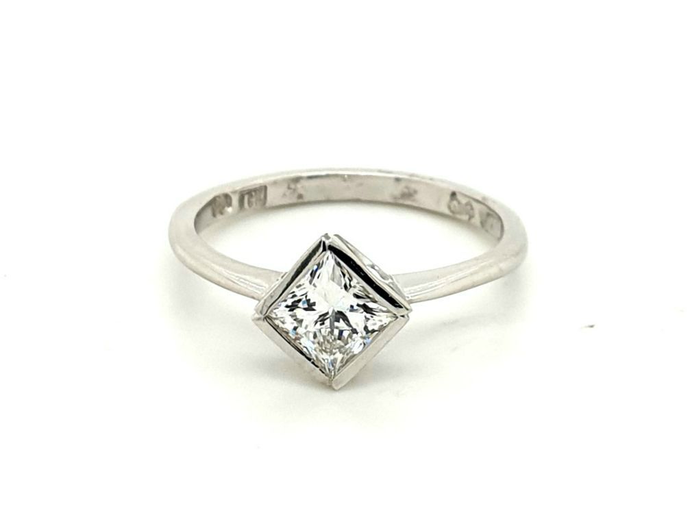 18ct White Gold Diamond = 1.0ct F VS1 by Glenn Humphries (14784)