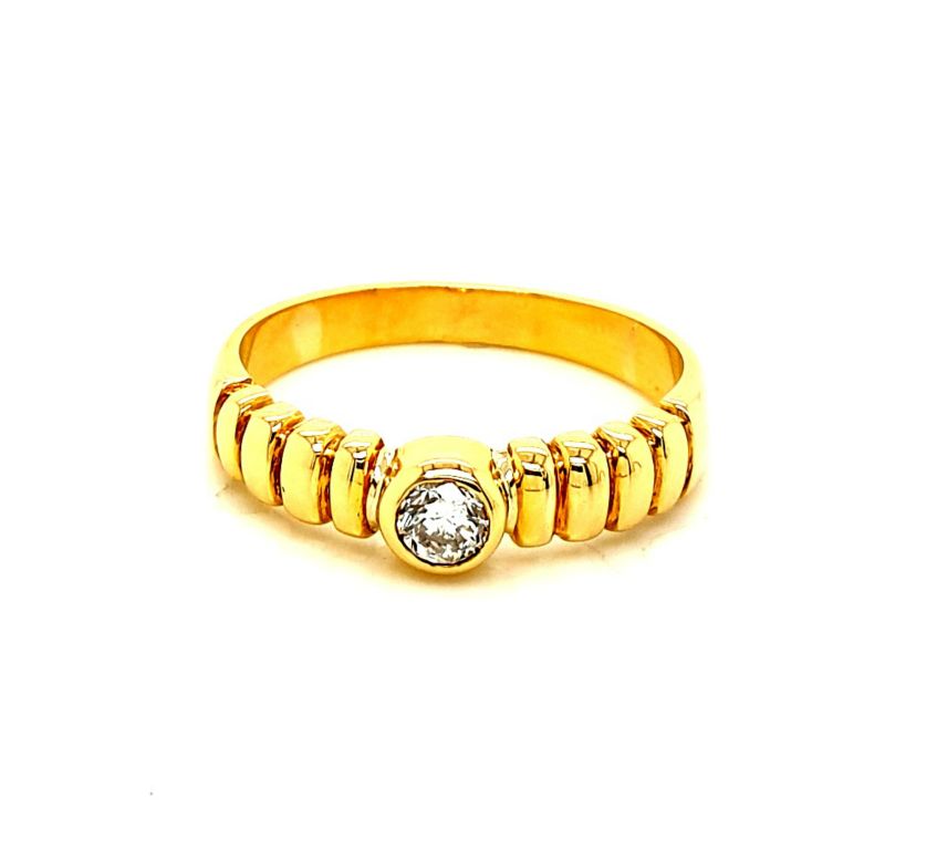 18ct Yellow Gold Diamond (0.20ct H VS) Solitaire Ring (390)