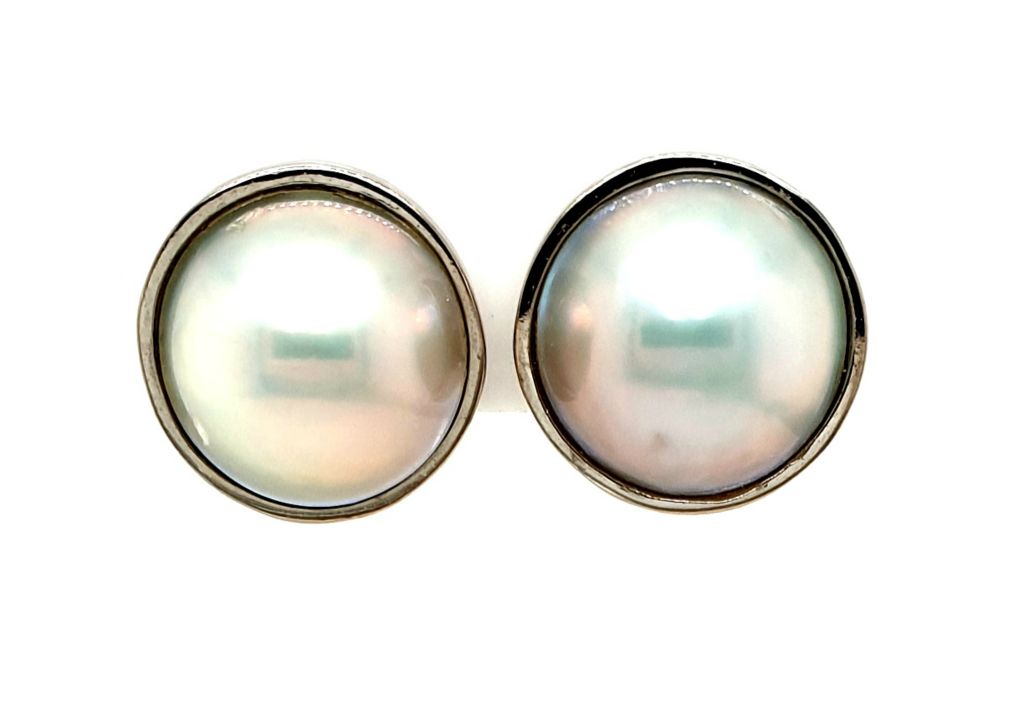 18ct White Gold Mabe Pearl 15mm Earrings (6275)