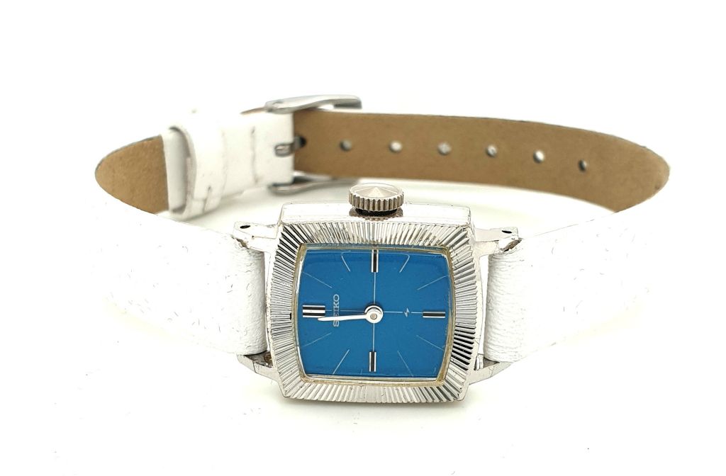 Vintage Seiko Manual Wind Watch (20927)